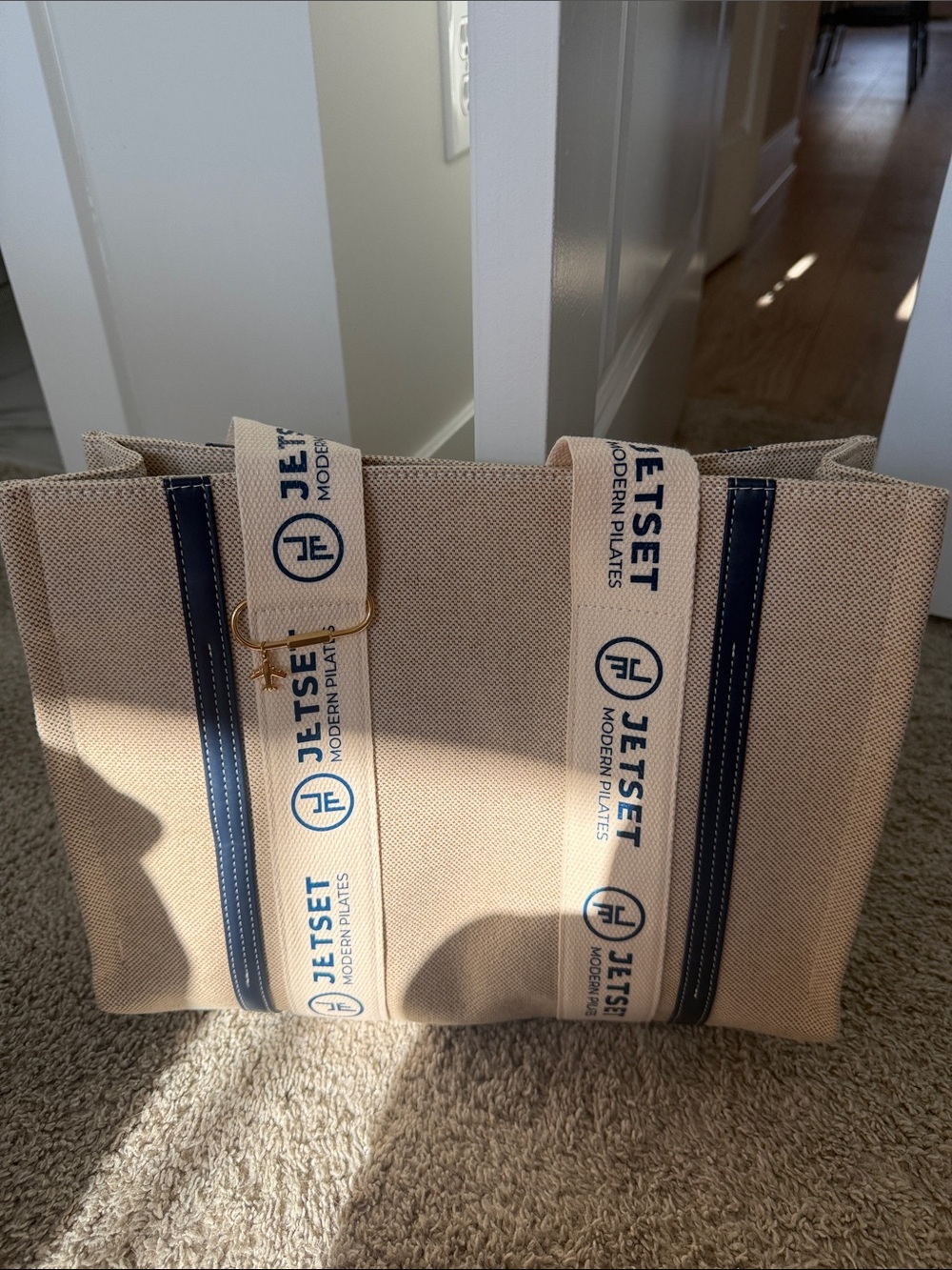 JetSet Modern Pilates tote bag - Picture 2 of 3